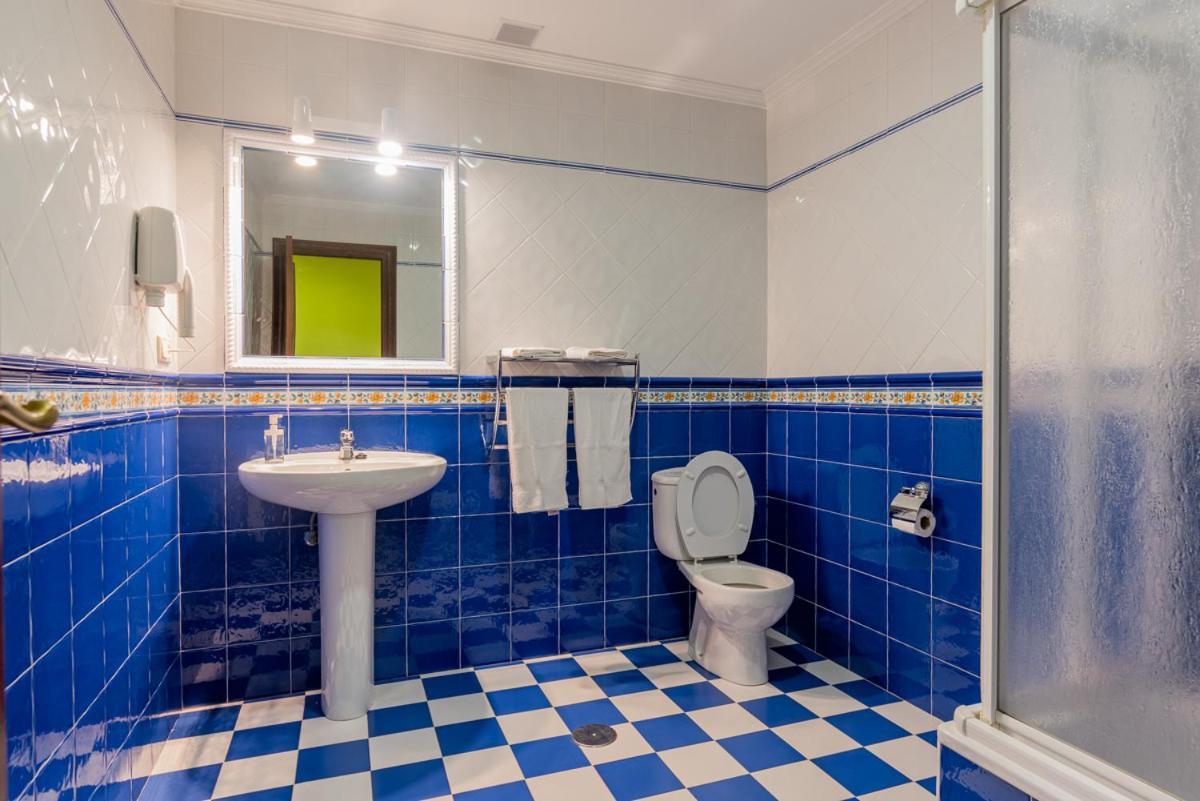 Hotel Y Apartamentos La Lonja Onís المظهر الخارجي الصورة